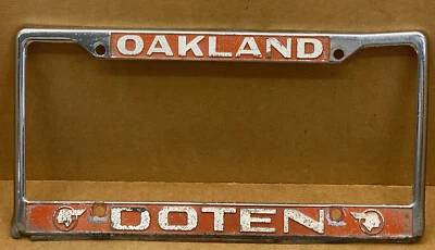 RARO PONTIAC “ DOTEN” (OAKLAND CA.) MARCO PLACA LICENCIA-VINTAGE Foto 1 de 4
