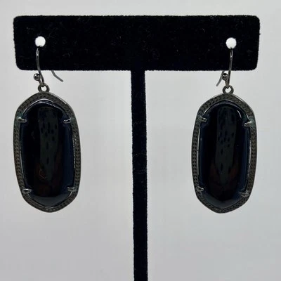 Pendientes Kendra Scott Elle Gunmetal de ónix negro Foto 1 de 2