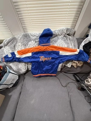 Vintage Kids MEDIUM(5/6) Genuine Merchandise Detroit Tigers Zip Up Jacket - Image 1 of 3