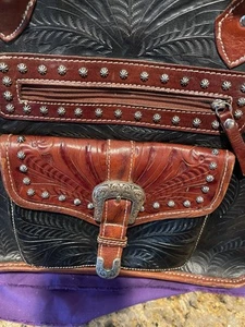 VTG AMERICAN WEST TOOLED LEATHER BLACK & SADDLE BROWN BAG 2 STRAPS BUCKLE STUDS - Picture 1 of 24