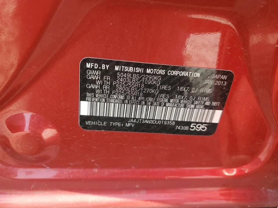 Conjunto de filtro de aire usado se adapta a: Mitsubishi Outlander 2013 2,4 grado A Foto 1 de 4