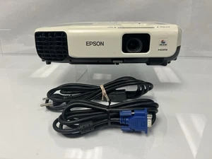 Proyector Epson VS230 3LCD H552F 2800 lúmenes hora de lámpara: 686 horas de lámpara - Imagen 1 de 14