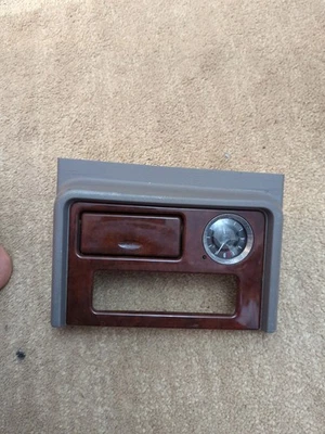 2003 2004 2005 2006 Cadillac Escalade Esv Ext Dash Clock Bvlgari GM P/N 15087592 - Image 1 of 4