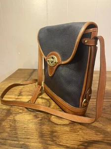 Vintage USA Made Dooney & Bourke Pebbled All Weather Leather Shoulder Purse Bag - Bild 1 von 12