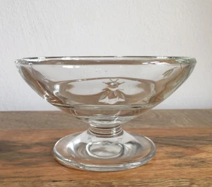 La Rochere Bee glass Sundae/ Ice Cream Dishes France Napolean stylish VGC - Picture 1 of 24