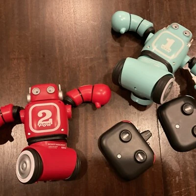 Battle Bots F.A.O SCHWARZ - Image 1 of 4