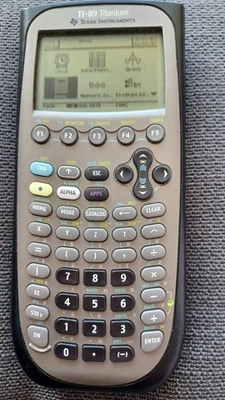 Texas Instruments TI-89 Titanium - Taschenrechner für Schule und Studium - Bild 1 von 3