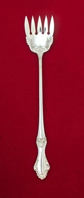 Tenedor de sardina Georgian Shell de Frank M. Whiting de plata de ley de 7-3/8"" Foto 1 de 4