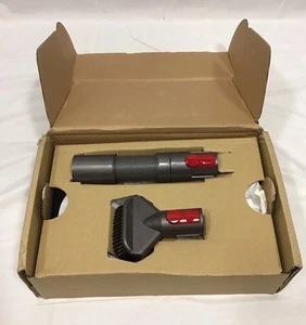 Dyson Carry and Clean Set mit Werkzeugtasche: 970913-01 offener Karton - Bild 1 von 5