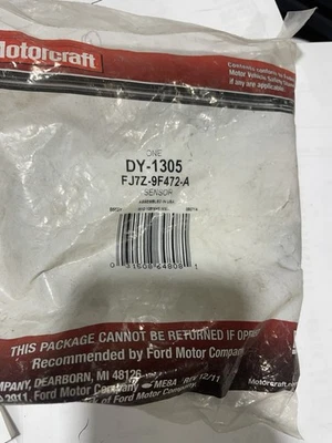 NEW OEM Ford 2015-2016 Lincoln MKC Upper Oxygen Sensor Assembly FJ7Z-9F472-A - Image 1 of 2