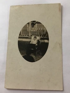 Cartolina fotografica reale vintage RPPC PC bambino in passeggino passeggino X-25 - Foto 1 di 5