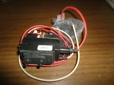 SHARP REPLACEMENT FLYBACK TRANSFORMER RTRNF1477CEZZ USED IN VARIOUS MODELS - Image 1 of 3