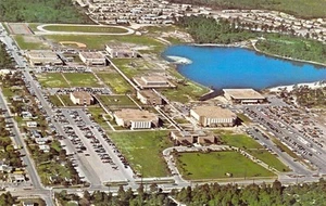 1970 FL Cocoa Brevard Junior College campos deportivos aéreos lago postal N53 - Imagen 1 de 2