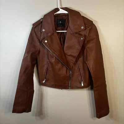 Chaqueta de moto de cuero sintético 7 para toda la humanidad marrón caramelo S bolsillos con cremalleras. Foto 1 de 4