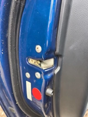 TOYOTA CELICA 1999-2005 CERRADURA PUERTA MECH (LADO PASAJERO DELANTERO) Foto 1 de 4