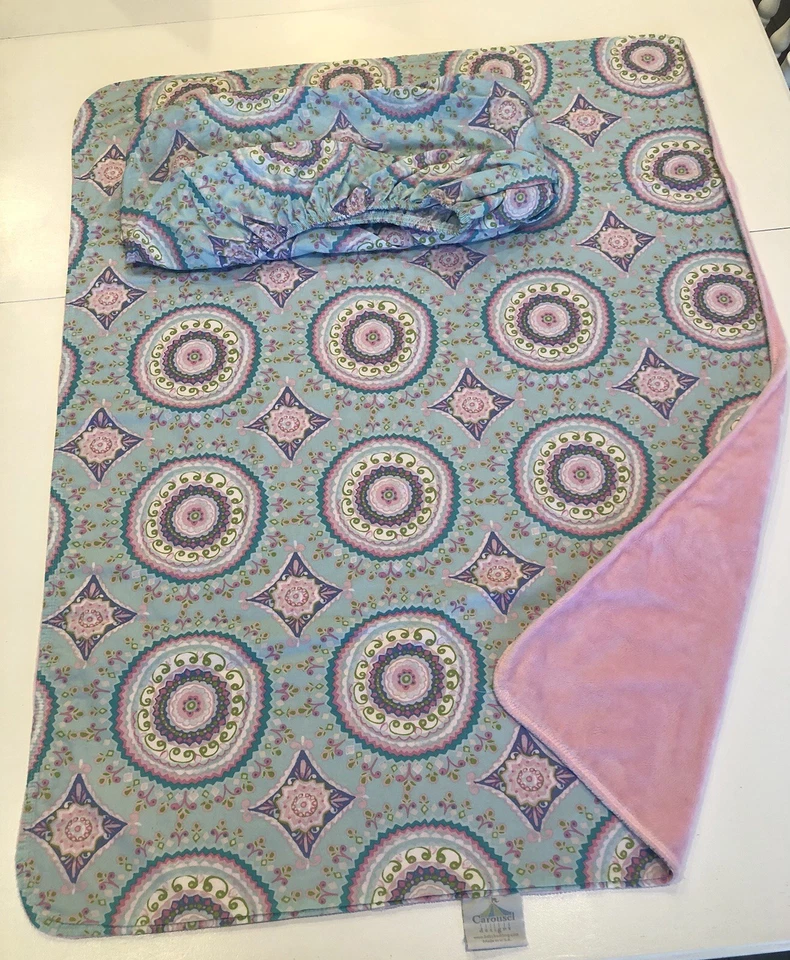Carousel Designs Baby Blanket Minky Backed Floral Medallion & crib sheet USA  - Image 1 of 4