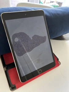 Apple iPad mini - Picture 1 of 4