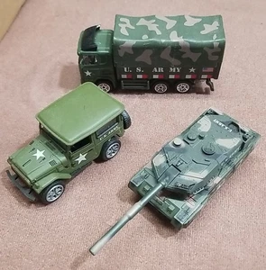 3 Stück US Army Militärfahrzeuge LKW mit abnehmbarer Abdeckung, Panzer, Jeep - Bild 1 von 18