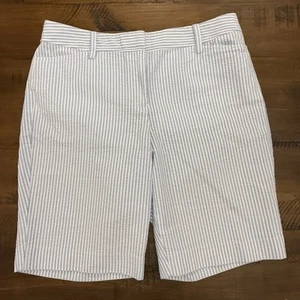 Talbots women's seersucker Lt blue/ white striped Perfect Short 9 1/2 inch 8P - Picture 1 of 5