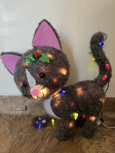 Target Wondershop 21,5" hoch beleuchtet Lametta Katze LED Lichter Innen Außen Hof Dekor - Bild 1 von 7