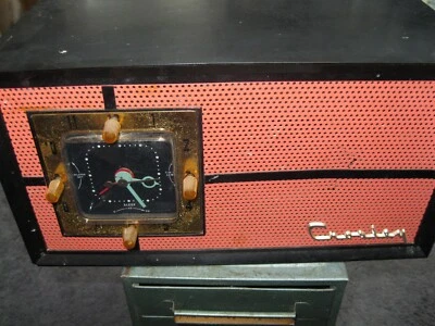 RADIO AM TUBO 85 CROSLEY MODELO E 1953 VINTAGE CON RELOJ FUNCIONA Foto 1 de 4