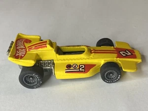 Auto d'epoca 1973 Hot Wheels gialla Formula 1 Indy con piloti veri - Foto 1 di 5