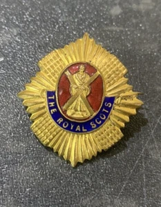 The Royal Scots Blue & Red Enamel Gold Tone Badge - Picture 1 of 5