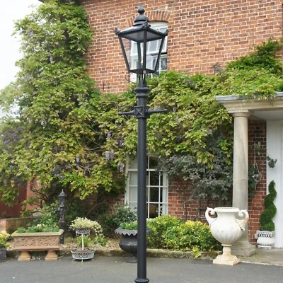 USED Ex-Display 3.2m Black Victorian Reclaimed Lamp Post & Lantern Set - Image 1 of 4