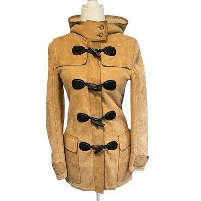 Gucci NWT EU 38 US 6 Womens Sherling Lamb Fur Hooded Coat NEW with Imperfections - Image 1 of 4