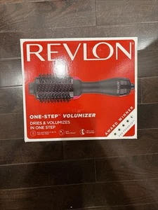 Revlon One-Step Volumizer secador de pelo y cepillo de aire caliente negro rosa RVDR5222 - Imagen 1 de 1
