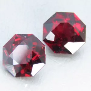 3.64Cts Natural Rhodolite Garnet 7.4x4.2mm Octagonl cut Matching Pair Gemstones - Picture 1 of 6