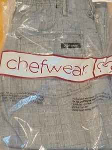 NEW Gray Plaid Chef Pants 4 Pocket Zippered Chefwear CW3640 Size Small - Picture 1 of 6