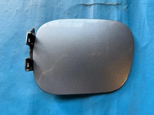 Rover 200/25/Streetwise & MG ZR Fuel Filler Flap (LEF X-Power Grey) BPA450010 - Picture 1 of 2