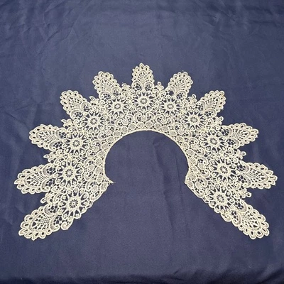 Cuello bordado encaje vintage ¡detalle elaborado! Foto 1 de 4