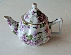 A Special Place Miniatur Teekanne Tea Pot 2003 Violet Floral - Goldrand - Bild 1 von 5