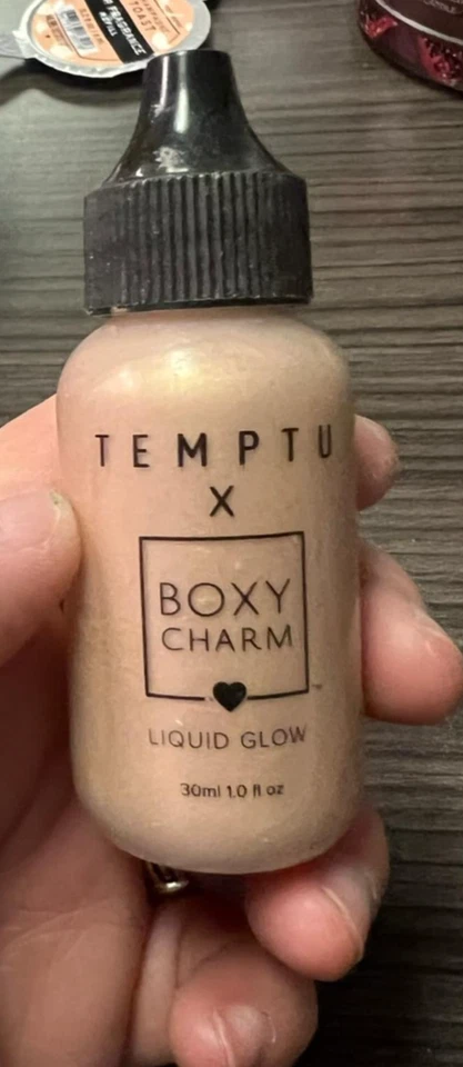 Temptu - квадратный шарм - жидкое свечение - лицо хайлайтер - Изображение 1 из 1