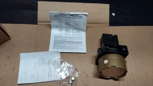 New Fairchild TFX17800-406 Transducer - Picture 1 of 11