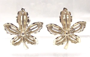Vintage Sarah Coventry Leaf Earrings Clip On Goldtone Textured  - Picture 1 of 6