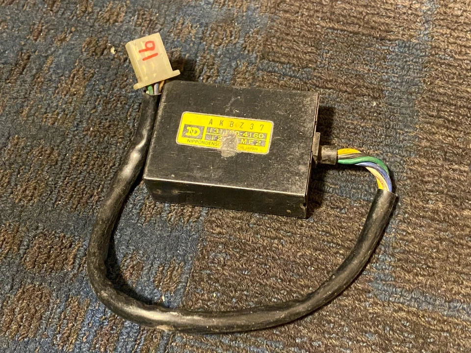 84 85 Honda VF500F VF500 Interceptor 500 CDI Box encendedor 131100-4160 Foto 1 de 1