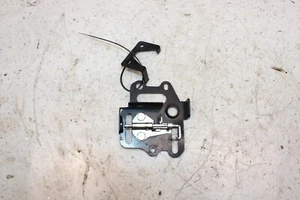 Yamaha MT 125 2022 seat lock latch - Picture 1 of 4