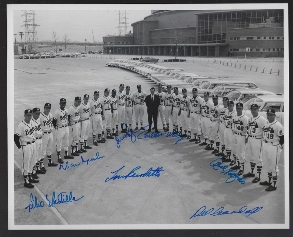 Milwaukee Braves Signed Auto 8x10 Photo With 7 Autographs Including Warren Spahn - Image 1 of 1
