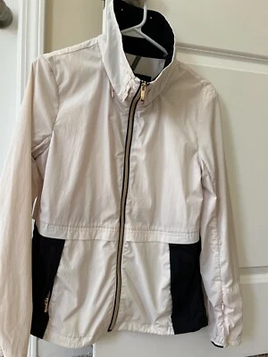Chaqueta impermeable para mujer Cole Haan, cremallera blanca y negra, talla S, ¡la mayoría nueva! Foto 1 de 3
