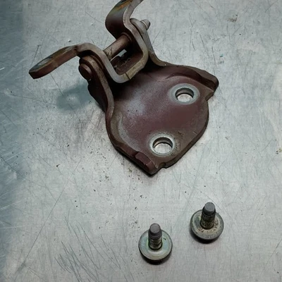 Honda, Acura Hinge B Front Door Left Lower Or Right Upper Used OEM - Image 1 of 4
