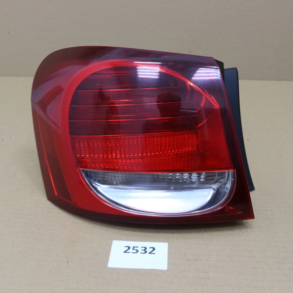 雷克萨斯 GS300 GS350 GS460 GS450h 原始设备制造商左 LH 外 LED 尾灯组合灯 — 第 1/4 张图片