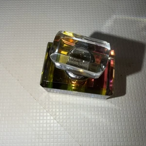 Botella de perfume de cristal transparente Art Deco vintage efecto prisma iridiscente - Imagen 1 de 6