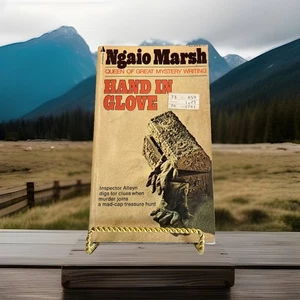 Hand in Glove von Ngaio Marsh 1975 Vintage Pyramidenbuch Taschenbuch - Bild 1 von 5