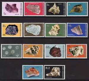 Botswana 1974 QE2 Botswana Minerals SG 322/35 Cat £53.65 MNH - Picture 1 of 1