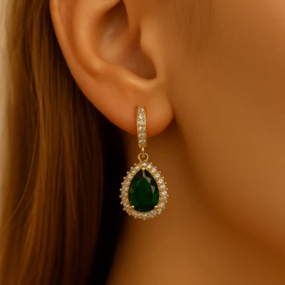 PENDIENTES ESMERALDA CREADOS EN LABORATORIO | PLATA DE LEY 925 ORO BLANCO Foto 1 de 3