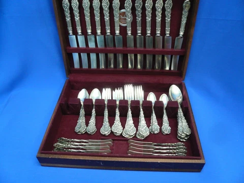 Gorham Versailles Sterling Flatware 12 6pc Place Settings Total Weight 100 t.o Cover