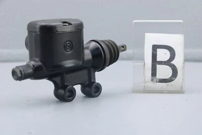 Harley Street Glide 2018 conjunto de cilindro maestro de freno trasero trasero 41700028 Foto 1 de 4